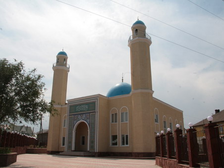Мечеть в мкр Таугуль